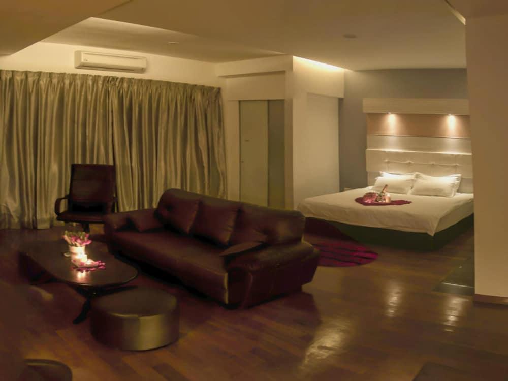 ג'והור בהרו Avantgarde Hotel מראה חיצוני תמונה